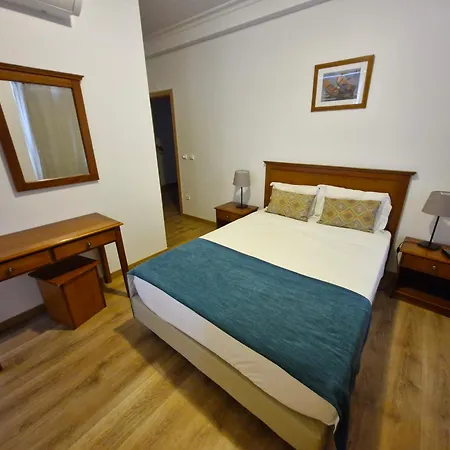 Ninho Do Falcao Hotel 2*