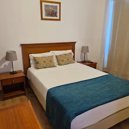 Ninho Do Falcao Hotel Cabecas