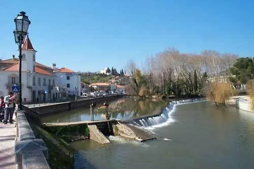 Ninho Do Falcao Cabecas