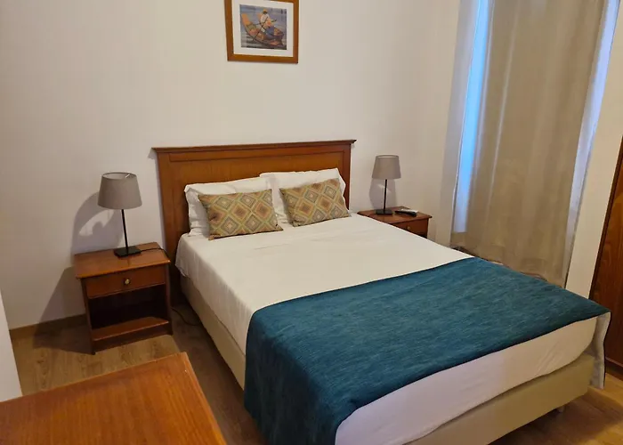 Ninho Do Falcao Hotel Cabecas