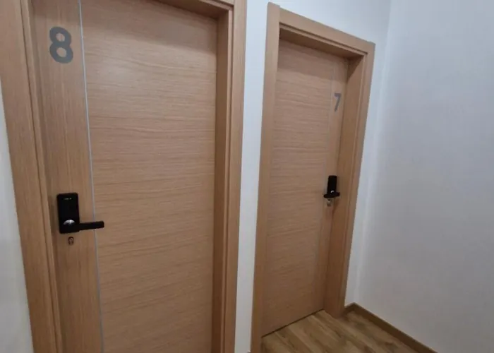 Ninho Do Falcao 2* Cabecas